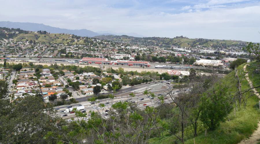 Top-Autovermietungsoptionen im Osten von Los Angeles